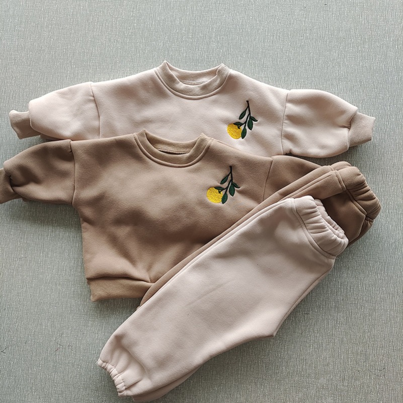 Winter Clothing Activity - ชุดเสื้อผ้าเด็กเล็กสำหรับฤดูใบไม้ร่วงและฤดูหนาว 0-5 ปี เสื้อกันหนาวหนาสำหรับเด็กผู้ชายและเด็กผู้หญิง เสื้อผ้าเด็กผู้หญิง เสื้อสเวตเตอร์ผ้าฟลีซ+กางเกงขายาว