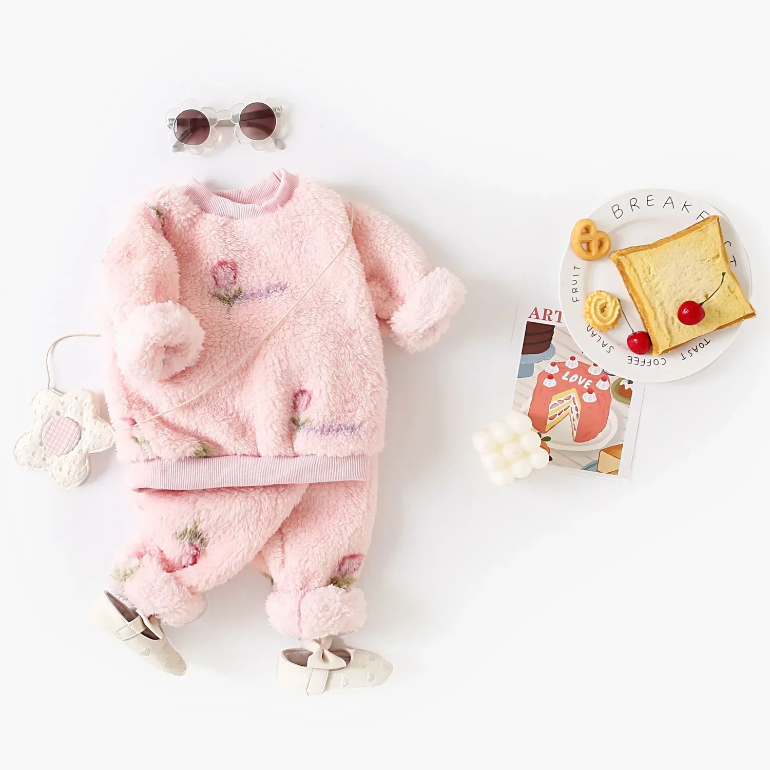 ชุดเสื้อผ้าเด็กแขนยาวสำหรับฤดู - Winter Clothing Activity บทวิจารณ์และราคา