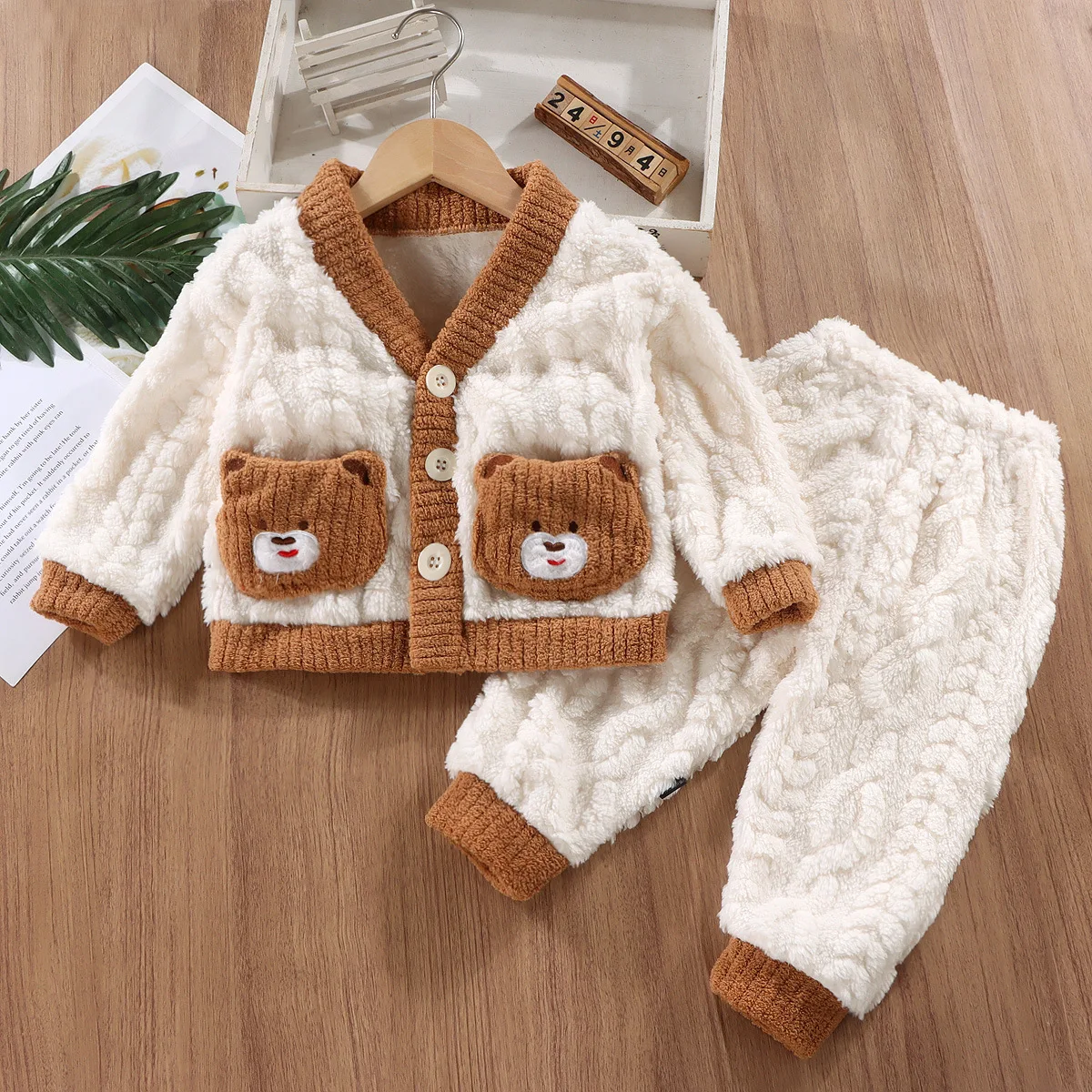ชุดนอนผ้าสักหลาดสำหรับเด็กชุดน - Winter Clothing For 1 Year Old Girl บทวิจารณ์และราคา