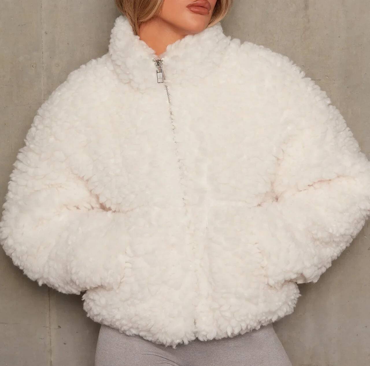เสื้อคลุมขนสัตว์ฤดูใบไม้ร่วงฤด - Winter Clothing Taiwan บทวิจารณ์และราคา