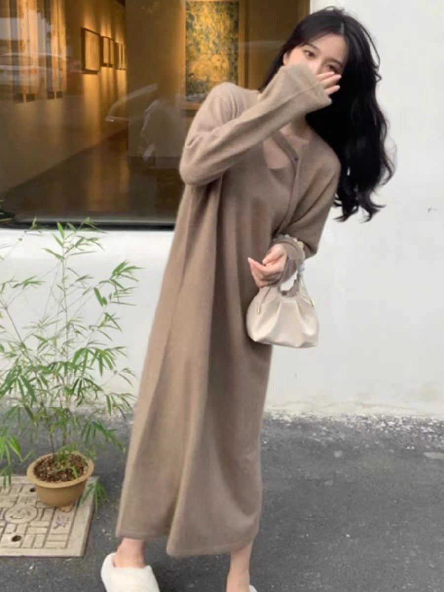 เดรสไหมพรมสำหรับผู้หญิง ปี 202 - Winter Clothing H&M บทวิจารณ์และราคา